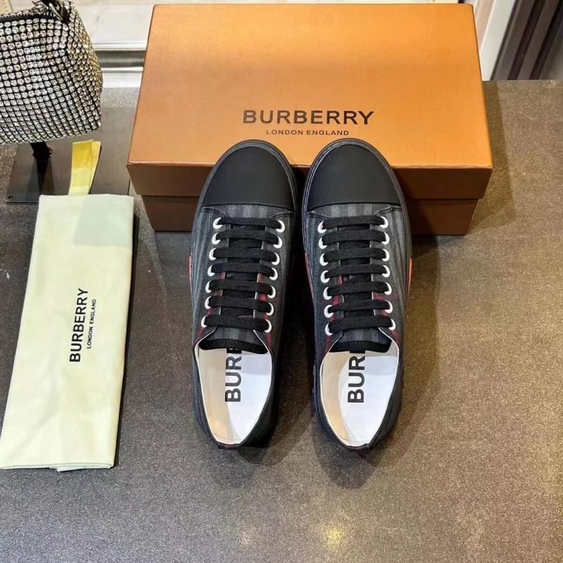 Burberry Low Shoes